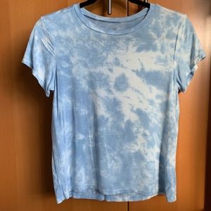 soft&sexy american eagle blue n white tie-dye top